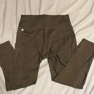 Fabletics Mila Pocket Capri